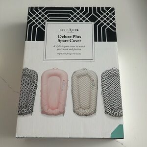 NEW DockATot Deluxe+ Spare Cover in Strawberry Cream